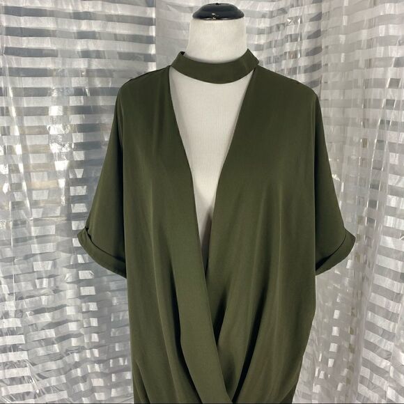 Emory Park Hunter Green Drape Front Cross Over Top - Picture 3 of 6